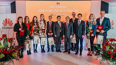 Talentovaní študenti zo Slovenska získali hodnotné ocenenie od Ministerstva školstva a Huawei